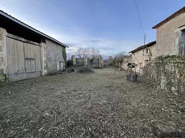 La Rochette 16110 Achat / Vente maison 2 pièces t2