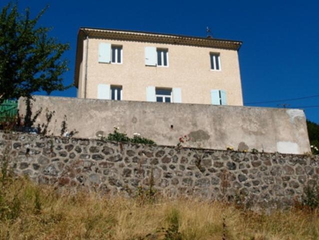LA ROCHETTE Appartement T3 – 1ER étage sans ascenseur