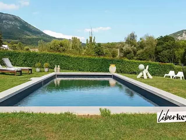 La Roque Esclapon 83840 Achat / Vente maison 4 pièces t4 piscine