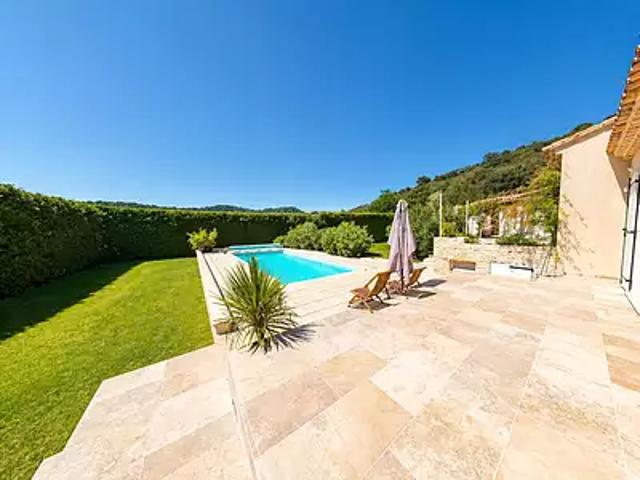 La Roque sur Cèze 30200 Achat / Vente maison 7 pièces t7 piscine terrasse