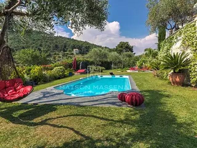 La Roquette sur Var 06670 Achat / Vente maison 8 pièces t8 piscine