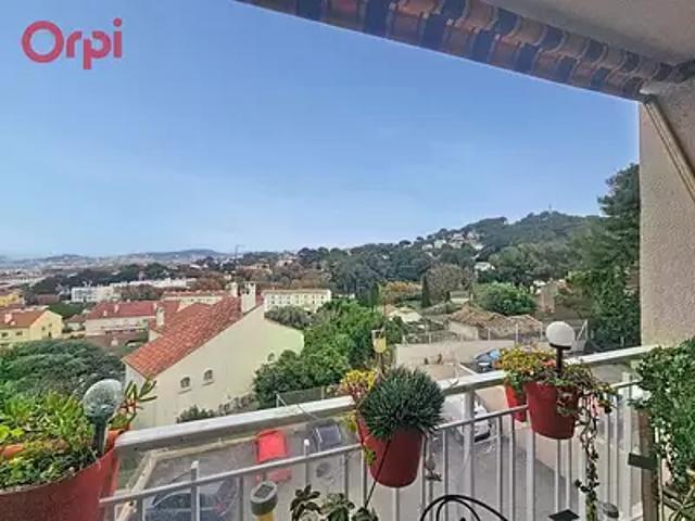 La Seyne sur Mer 83500 Achat / Vente appartement 3 pièces t3 au dernier étage cave