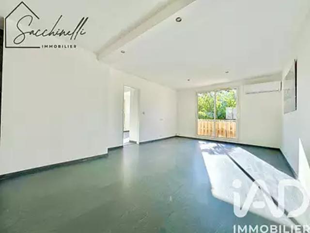 La Seyne sur Mer 83500 Achat / Vente appartement 3 pièces t3 au dernier étage parking
