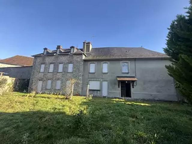 La Souterraine 23300 Achat / Vente maison 12 pièces t12 parking