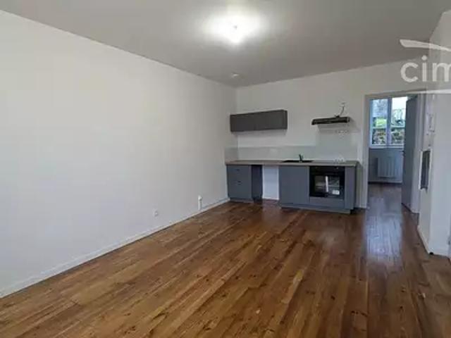 Lamure sur Azergues 69870 Location appartement 4 pièces t4