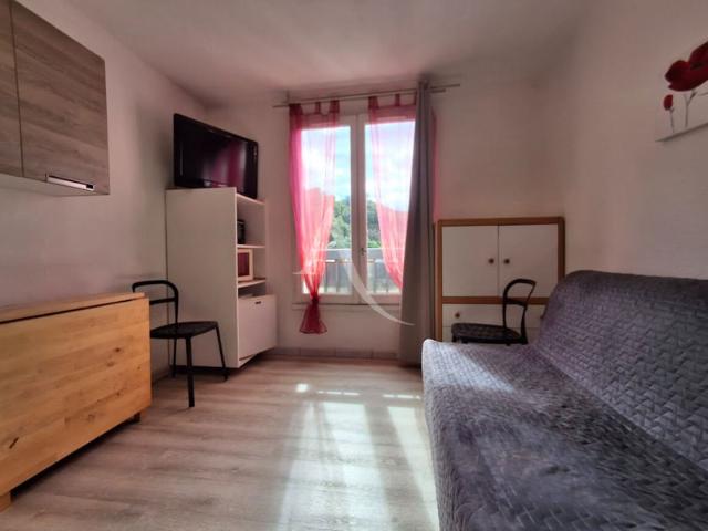 LAMALOU LES BAINS studio spécial location curistes