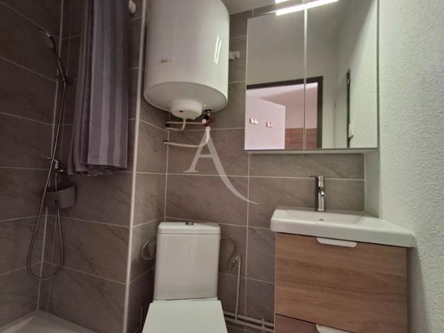 LAMALOU LES BAINS studio spécial location curistes