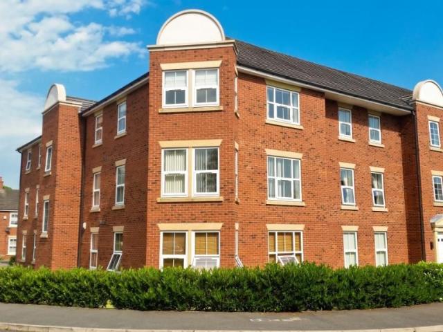 Lambert Crescent, Nantwich CW5, 2 bed flat to rent, £850 pcm | PrimeLocation