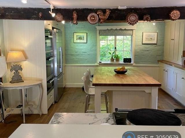 Lamberhurst, Tunbridge Wells, TN3 3 bed semi detached house to rent £2,799 pcm £646 pw