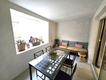 Lambesc, à louer T2 meublé de 52 m2 avec terrasse de 12m2 centre ville