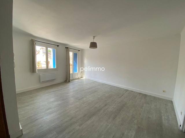 LAMBESC APPARTEMENT T2 42.74M²