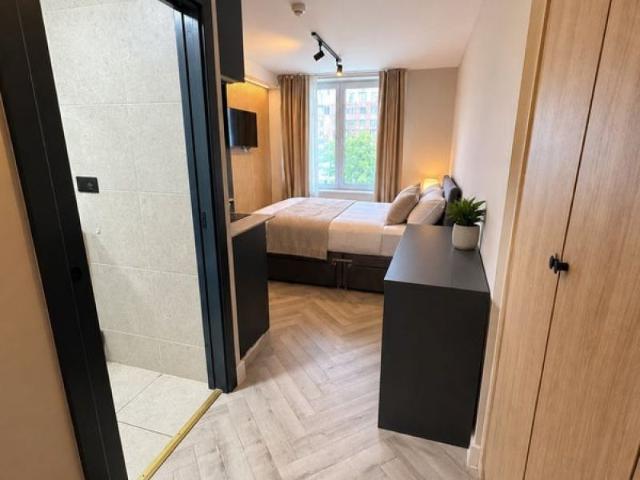 Lambeth, UK SW9, 5 bed shared accommodation to rent, £1,400 pcm | PrimeLocation