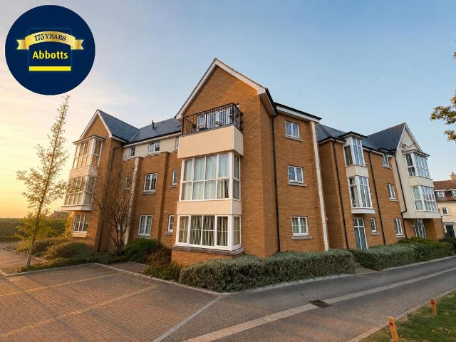 Lambourne Chase, Chelmsford, CM2 1 bed apartment to rent £1,150 pcm £265 pw