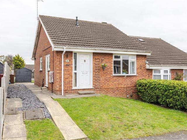 Lambourne Rise, Scunthorpe DN16, 2 bed semi detached bungalow to rent, £750 pcm | PrimeLocation