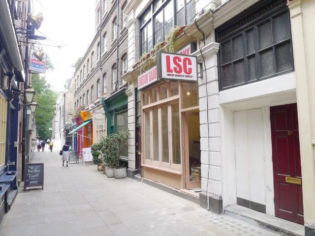 Lambs Conduit Passage, Holborn WC1R, 2 bed flat to rent, £2,535 pcm | PrimeLocation