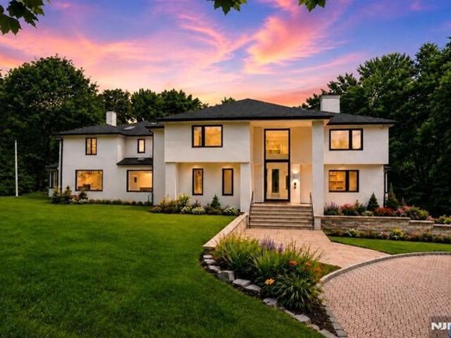 Lambs Ln, Cresskill, Home For Sale