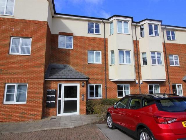 Lambton View, Rainton Gate, West Rainton 2 bed apartment to rent £750 pcm £173 pw