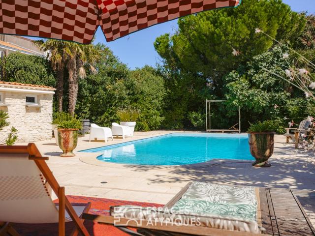 L'âme d'un ancien pensionnat rénové aux portes de La Rochell. 208m² Saint Rogatien