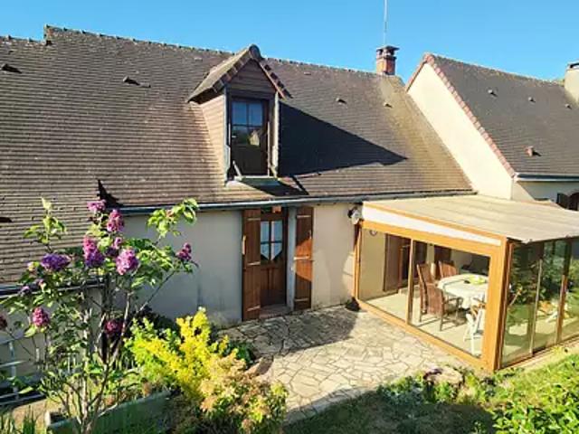 Lamnay 72320 Achat / Vente maison 7 pièces t7 au dernier étage parking