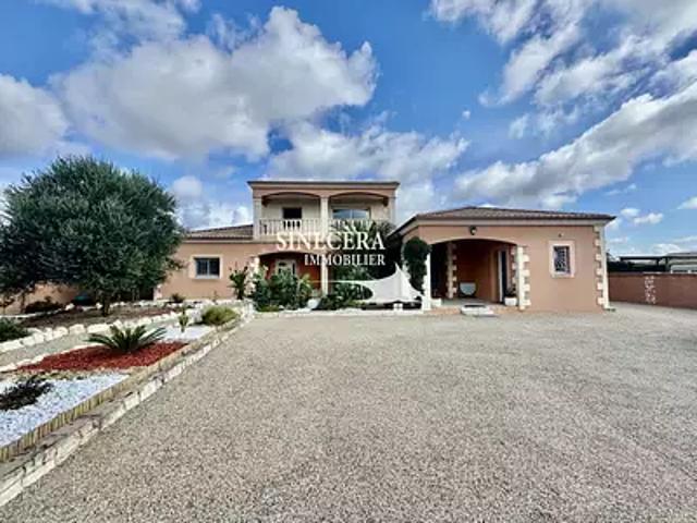 Lamonzie Saint Martin 24680 Achat / Vente maison 9 pièces t9 terrasse parking