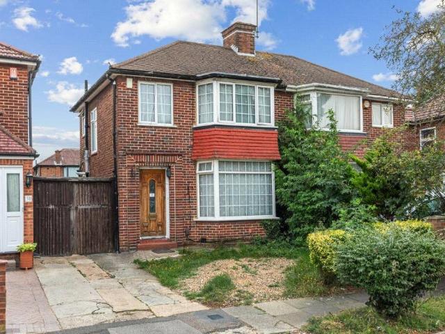 Lamorna Grove, Stanmore HA7, 3 bed semi detached house to rent, £2,000 pcm | PrimeLocation