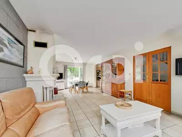 Lamorlaye 60260 Achat / Vente maison 6 pièces t6 jardin terrasse