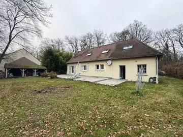 Lamorlaye 60260 Location maison 9 pièces t9 au dernier étage