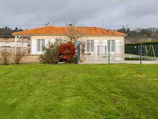 Lamothe Montravel 24230 Achat / Vente maison 4 pièces t4 parking