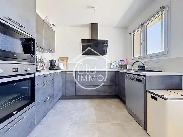 Lamothe Montravel: Maison contemporaine de plain pied 95m² Lamothe Montravel