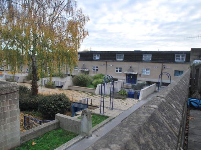 Lampards Buildings, BATH, BA1 2 bed apartment to rent £1,400 pcm £323 pw