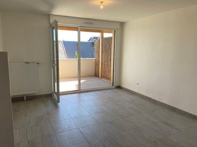 Lampertheim: 2 Pièces Avec Parking