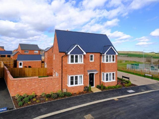 Lamport Way, Wellingborough 3 bed detached house to rent £1,475 pcm £340 pw