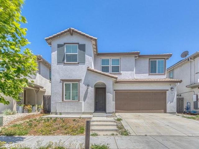 271 Lamplighter Ln, Hollister, CA 95023