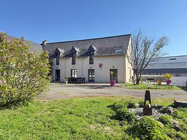 Lanvallay 22100 Achat / Vente maison 8 pièces t8 terrasse