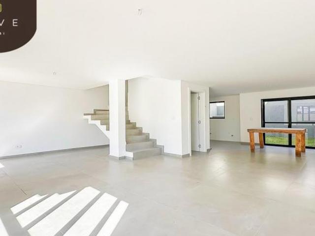 Lançamento! Sobrados prontos para morar no Condomínio Mykonos, no bairro Xaxim!