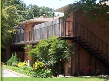 Lanai Apartments. 1 Bedroom Apartment for Rent at 5503 B St, Little Rock, AR 72205