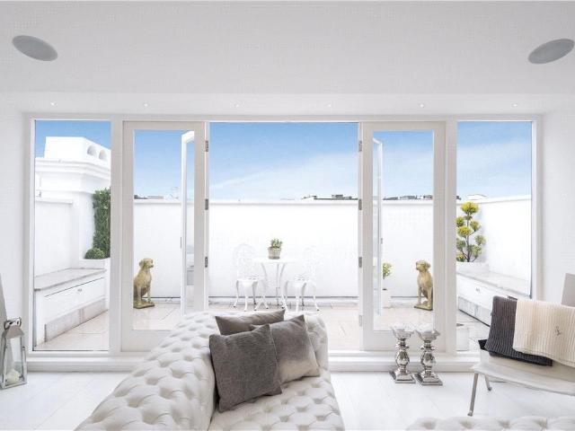 Lanark Road, Little Venice, London W9, 3 bed flat to rent, £4,750 pcm | PrimeLocation