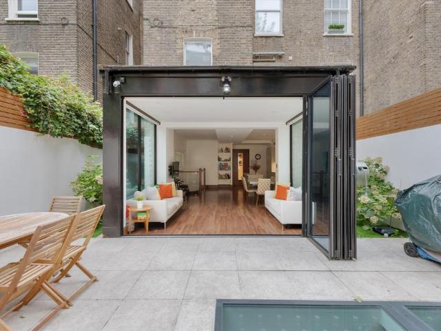 Lanark Road, London, W9 3 bed flat to rent £8,337 pcm £1,924 pw