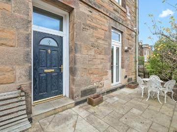 Lanark Road, Slateford, Edinburgh, EH14 3 bed flat £1,450 pcm £335 pw