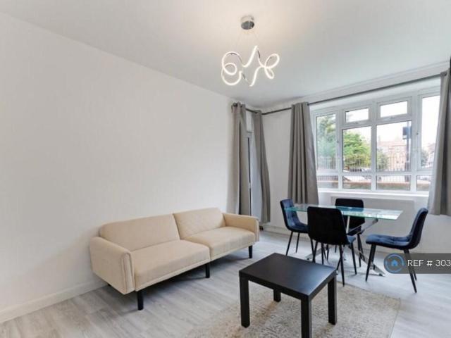 Lancaster Court, London, SW6 2 bed flat to rent £3,200 pcm £738 pw