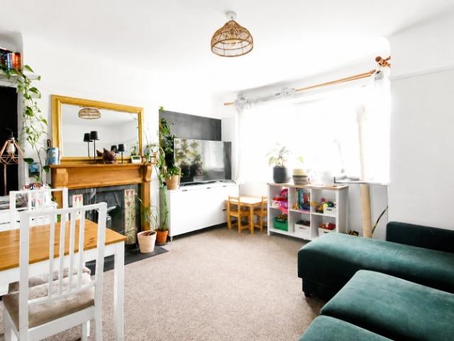 Lancaster Close, Kingston Upon Thames, KT2