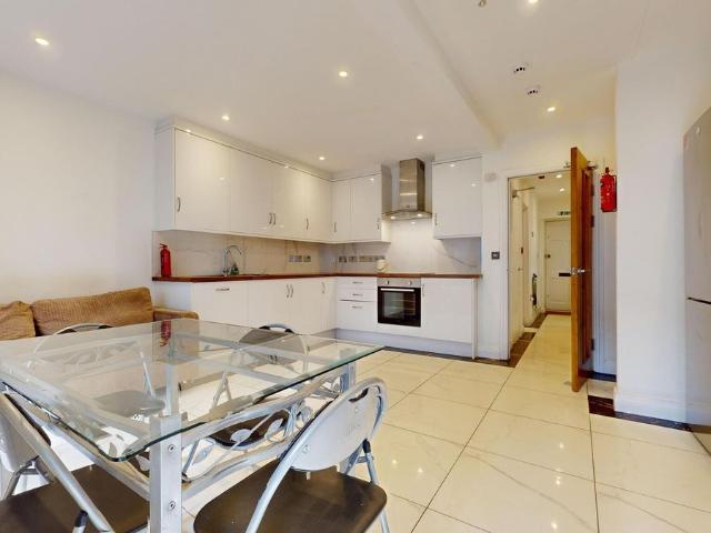 Lancaster Drive, London E14, 5 bed town house to rent, £5,999 pcm | PrimeLocation