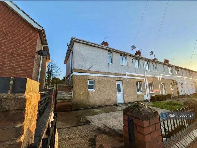Lancaster St, Rotherham, S63 3 bed semi detached house to rent £850 pcm £196 pw