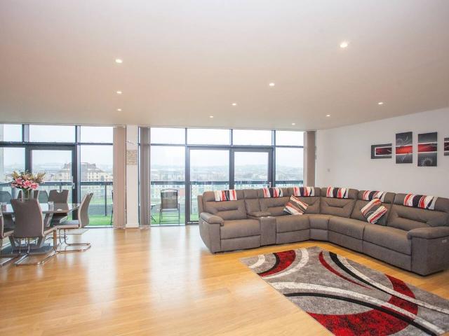 Lancefield Quay, Glasgow G3, 2 bed flat to rent, £1,895 pcm | PrimeLocation