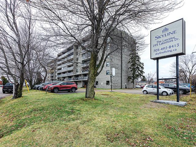 Lancelot Apartments 2 Bedroom, 1 Bath Apartment for Rent