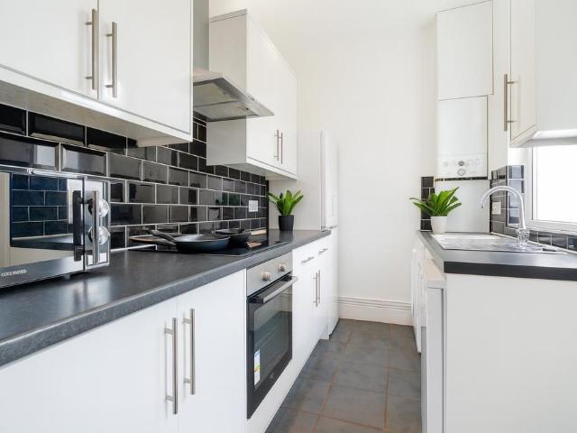 Lancing Road, Sheffield S2 3 bed house to rent £1,235 pcm £285 pw