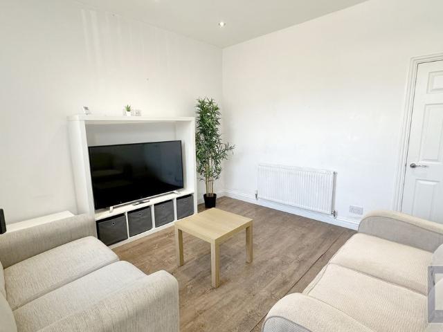 Lancing Road, Sheffield, South Yorkshire S2, 4 bed terraced house to rent, £425 pcm | PrimeLocation