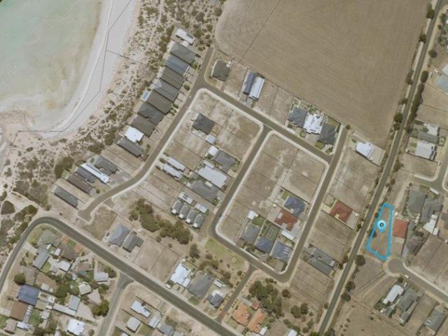Land of Opportunity in beautiful Port Hughes