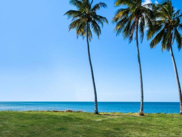 Land BOWEN QLD 104955519