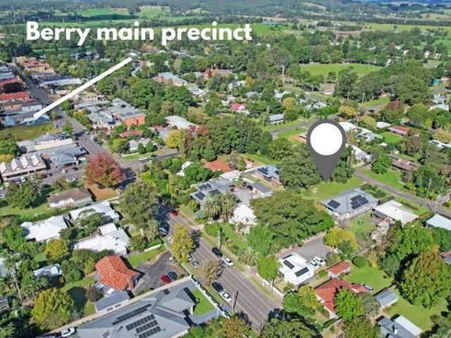 Land Central Berry